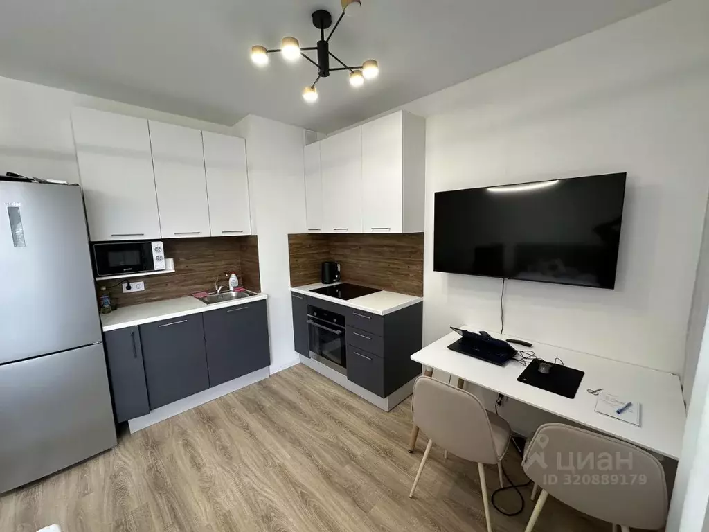 Студия Московская область, Одинцовский городской округ, с. Лайково, ... - Фото 1