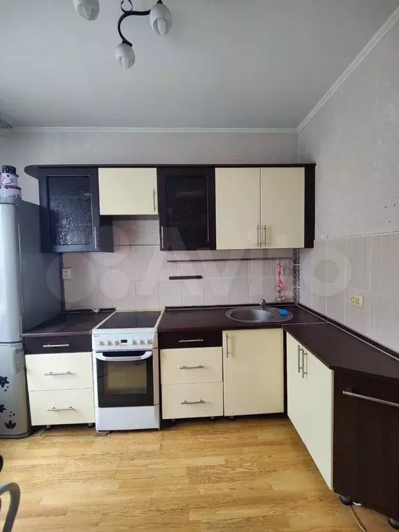 2-к. квартира, 52 м, 4/9 эт. - Фото 1