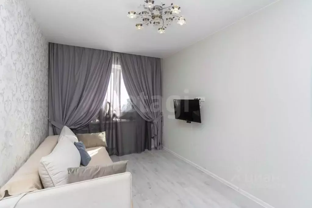 1-к кв. Тюменская область, Тюмень ул. Бориса Житкова, 10 (40.5 м) - Фото 1