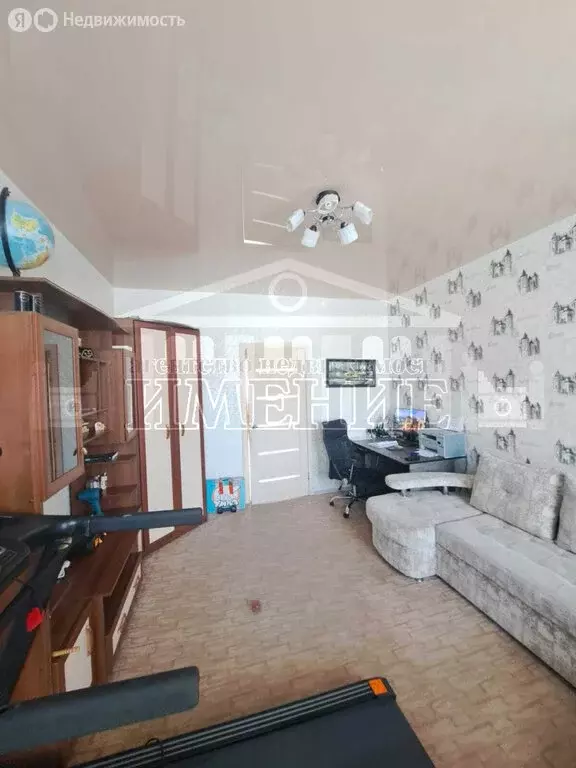 4-комнатная квартира: Ревда, улица Жуковского, 20 (80.4 м) - Фото 1