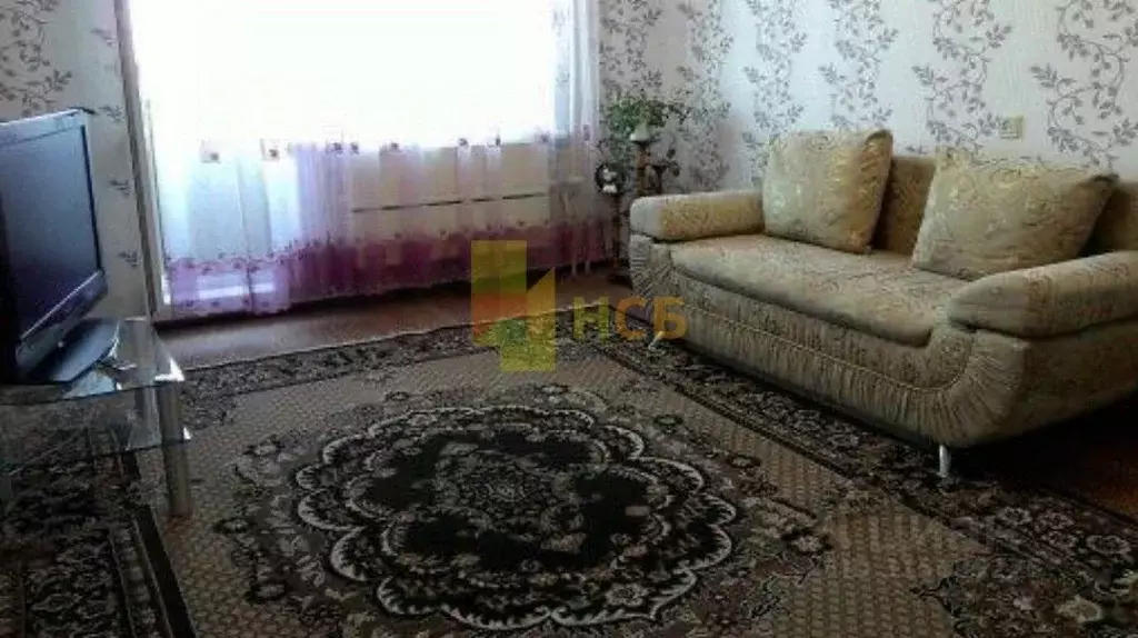 2-к кв. Омская область, Омск Торговая ул., 36 (53.0 м) - Фото 0