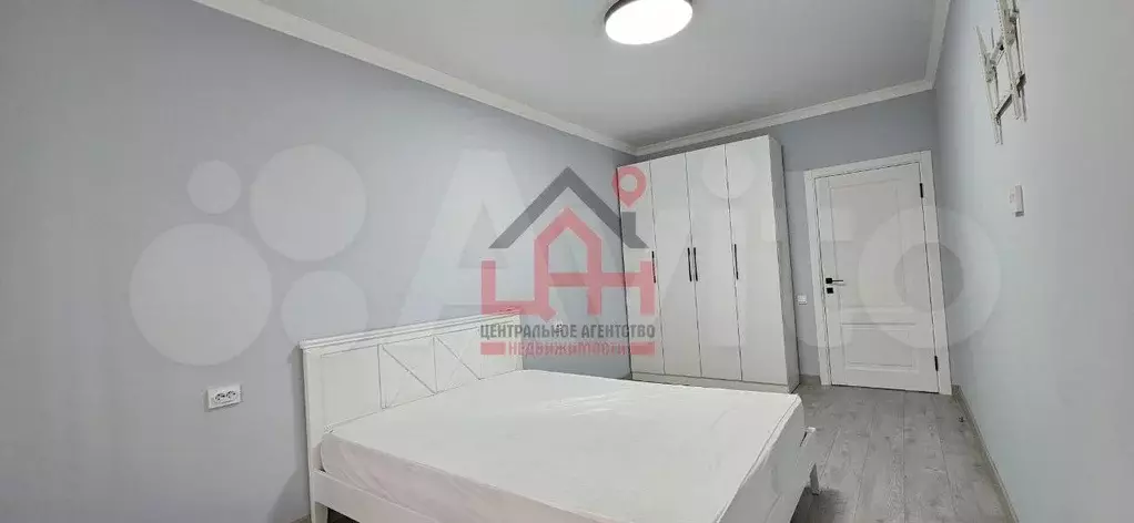 2-к. квартира, 67 м, 2/4 эт. - Фото 0