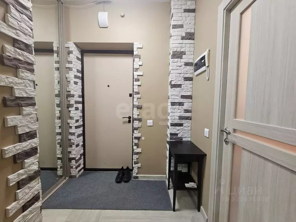 Студия Свердловская область, Екатеринбург ул. Мельникова, 27 (26.0 м) - Фото 1