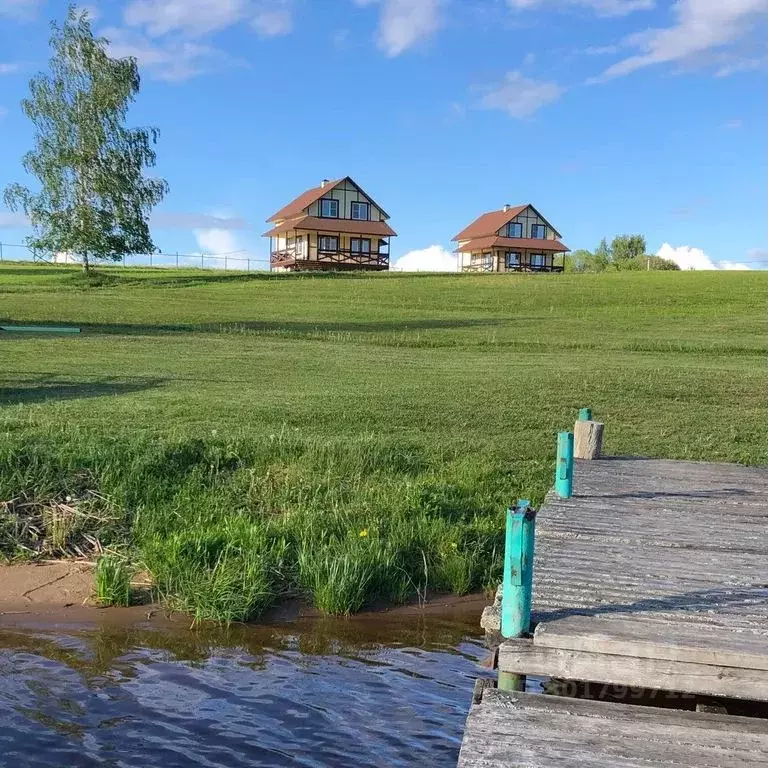 Дом в Ярославская область, Угличский район, Головинское с/пос, с. ... - Фото 0