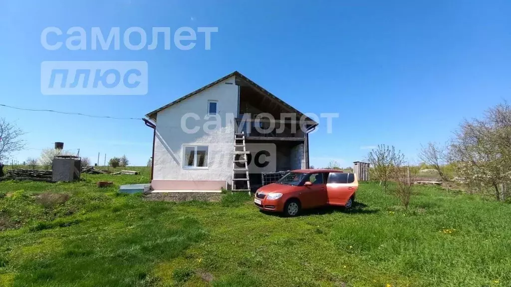 Дом в Липецкая область, Задонский район, Рогожинский сельсовет, с. ... - Фото 1