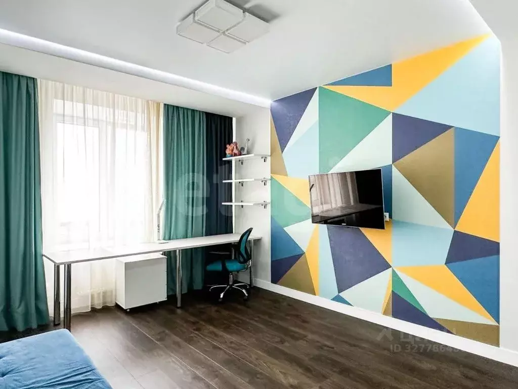 3-к кв. Тюменская область, Тюмень ул. Николая Федорова, 22 (117.2 м) - Фото 1