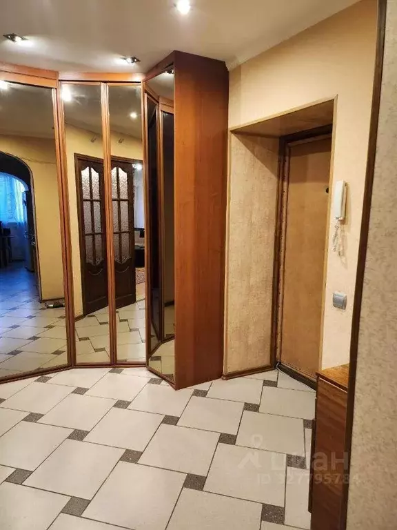 Квартира, 3 комнаты, 65.4 м - Фото 2