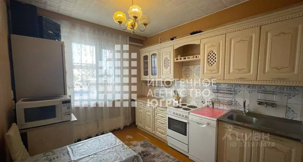 2-к кв. Ханты-Мансийский АО, Ханты-Мансийск ул. Рознина, 126А (51.9 м) - Фото 0