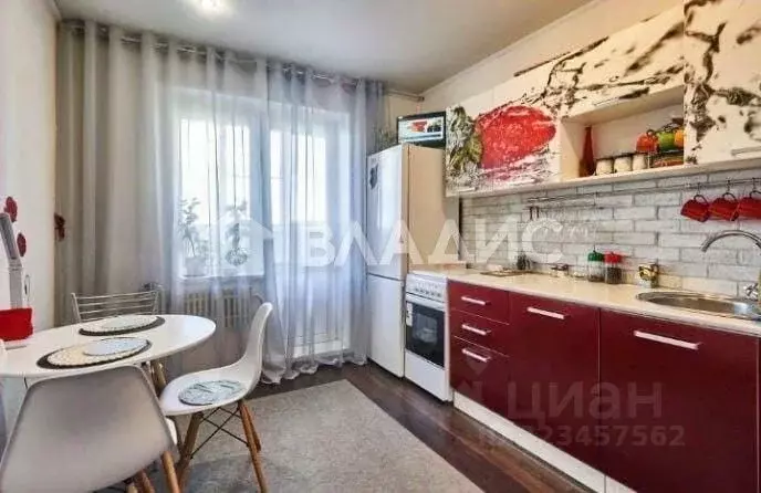 2-к кв. Воронежская область, Воронеж ул. Артамонова, 38в (66.1 м) - Фото 1