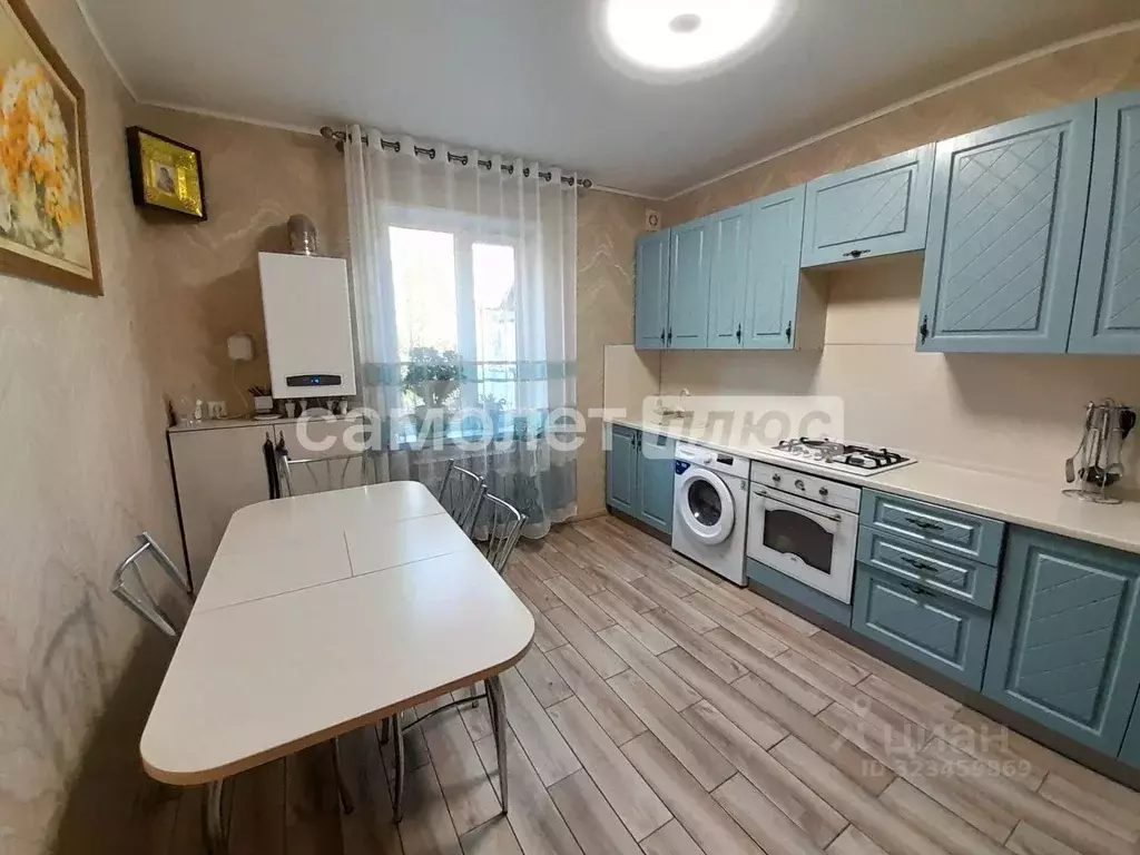 Дом в Белгородская область, Белгород пер. 1-й Заводской, 25к1 (94 м) - Фото 1