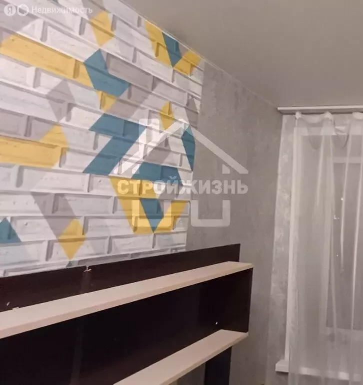 2-комнатная квартира: Екатеринбург, Нагорная улица, 46А (24.2 м) - Фото 1