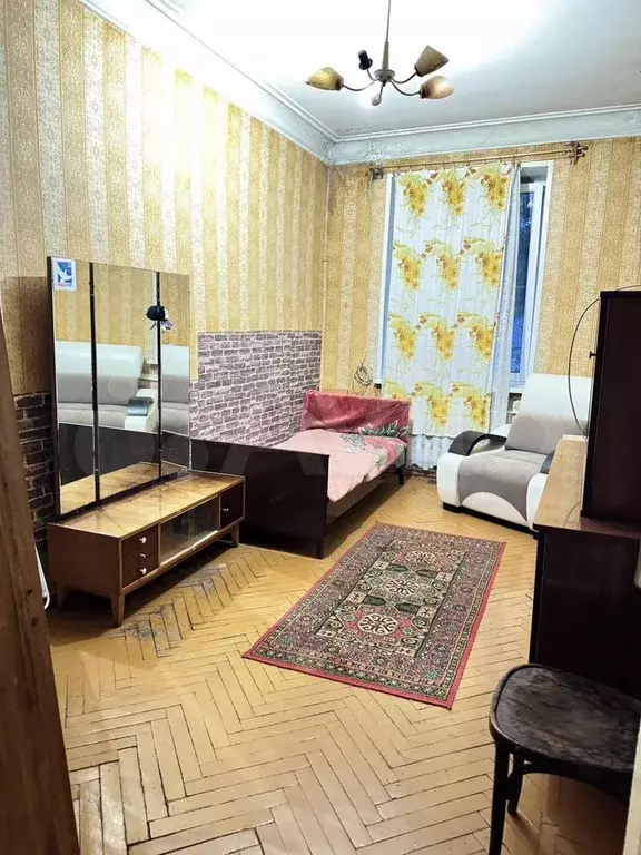 Комната 14 м в 2-к., 4/4 эт. - Фото 0