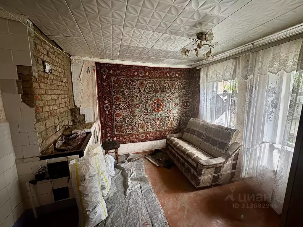 Дом в Ставропольский край, Новоалександровск Кубанский пер. (32 м) - Фото 1