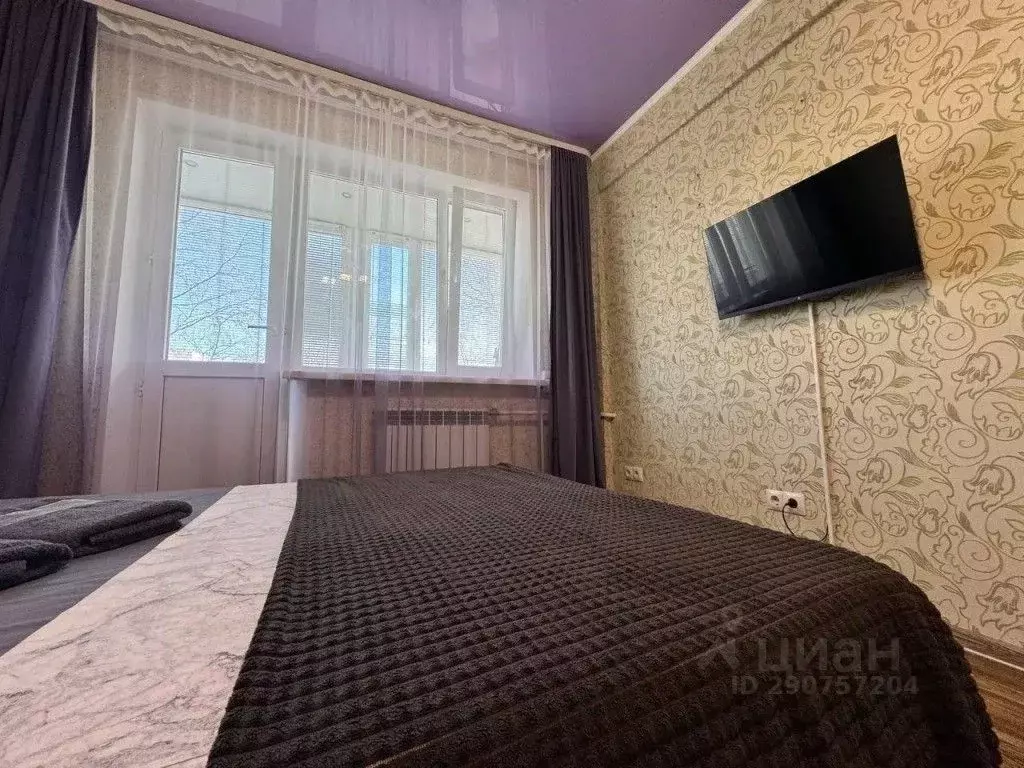 2-к кв. Ханты-Мансийский АО, Нижневартовск Ханты-Мансийская ул., 45Б ... - Фото 1