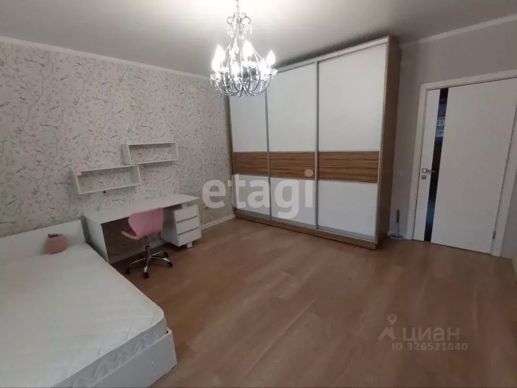 2-к кв. Вологодская область, Великий Устюг Гледенская ул., 43Г (64.9 ... - Фото 1