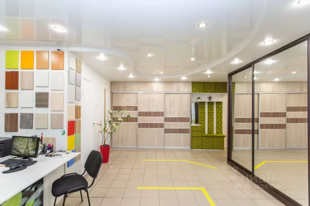Офис в Тюменская область, Тобольск 7А мкр, 7А (52 м) - Фото 1