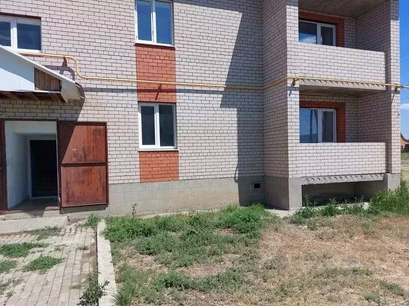 3-к кв. Оренбургская область, с. Беляевка ул. Полевая (63.5 м) - Фото 1