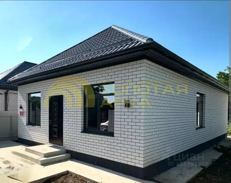 Дом в Краснодарский край, Крымск ул. Стекольная, 23 (80 м) - Фото 0