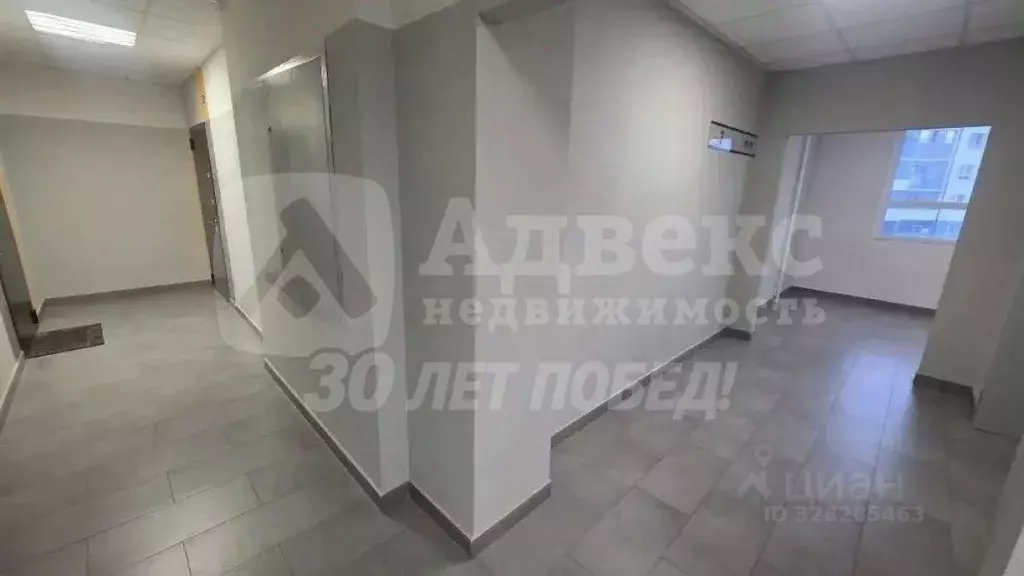 1-к кв. Тюменская область, Тюмень ул. Владимира Бахарева, 1 (40.4 м) - Фото 2