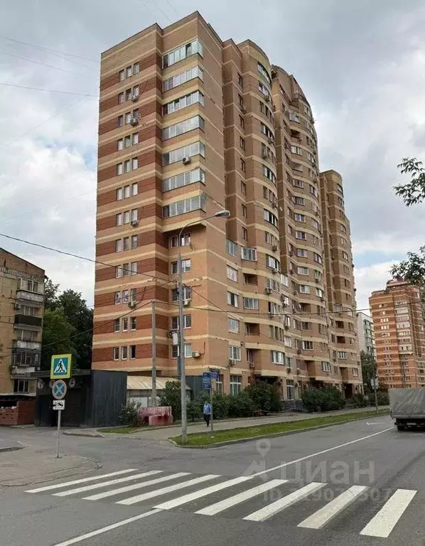 Гараж в Москва Карамышевская наб., 12к1 (18 м) - Фото 0