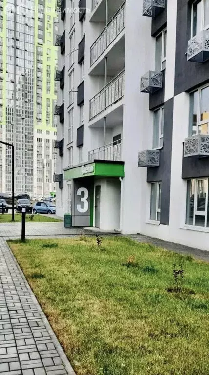 2-комнатная квартира: Саратов, улица имени Академика Н.Н. Семёнова, 21 ... - Фото 1