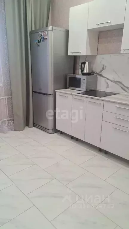 1-к кв. Оренбургская область, Оренбург ул. Фронтовиков, 8/3 (37.0 м) - Фото 0