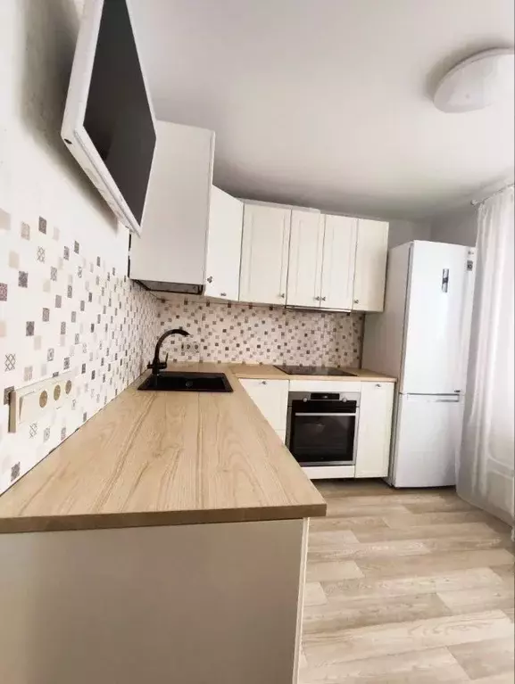 2-к кв. Тюменская область, Тюмень ул. Федюнинского, 56 (58.8 м) - Фото 0