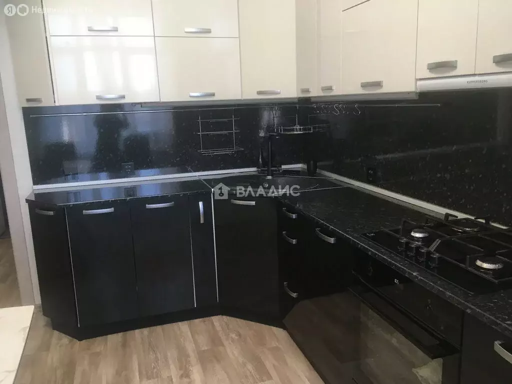 2-комнатная квартира: Стерлитамак, улица 7 Ноября, 101 (62.6 м) - Фото 0