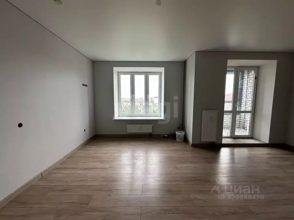 Студия Тюменская область, Тюмень Полевая ул., 105к2 (38.3 м) - Фото 0