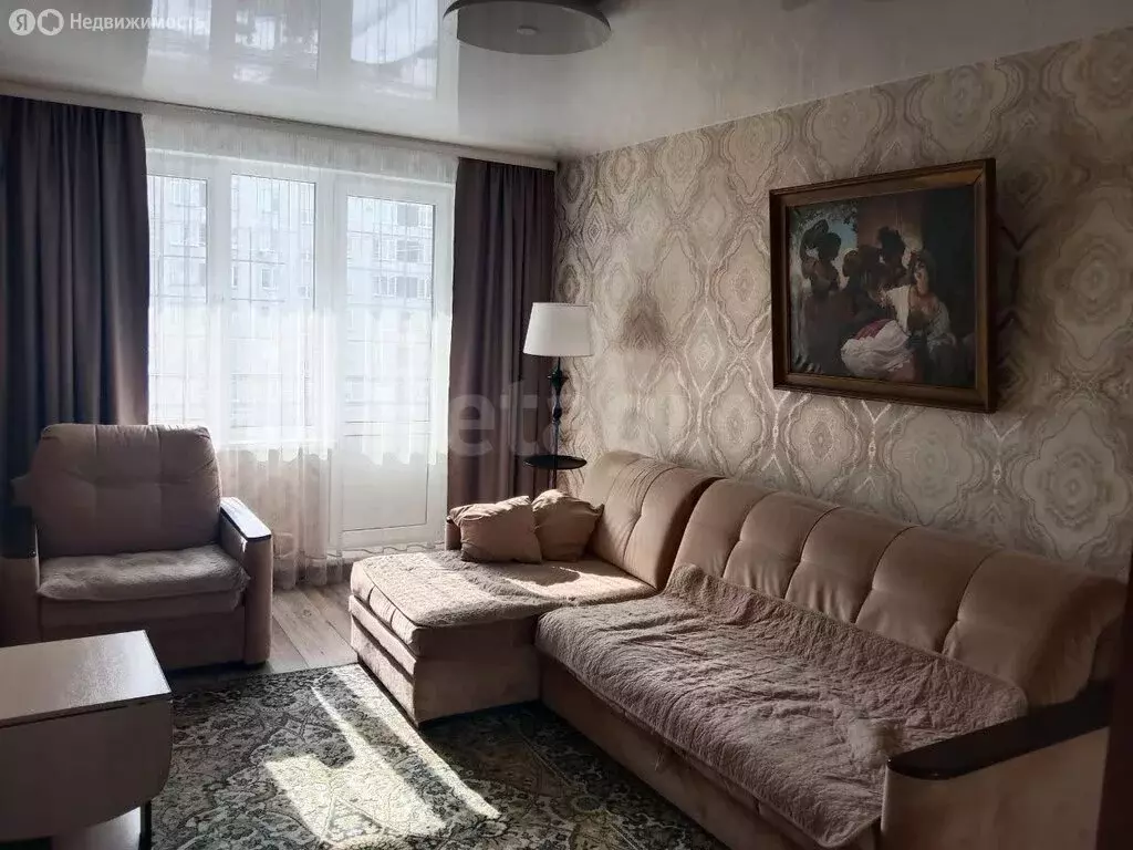 3-комнатная квартира: Ликино-Дулёво, Почтовая улица, 12 (64 м) - Фото 1