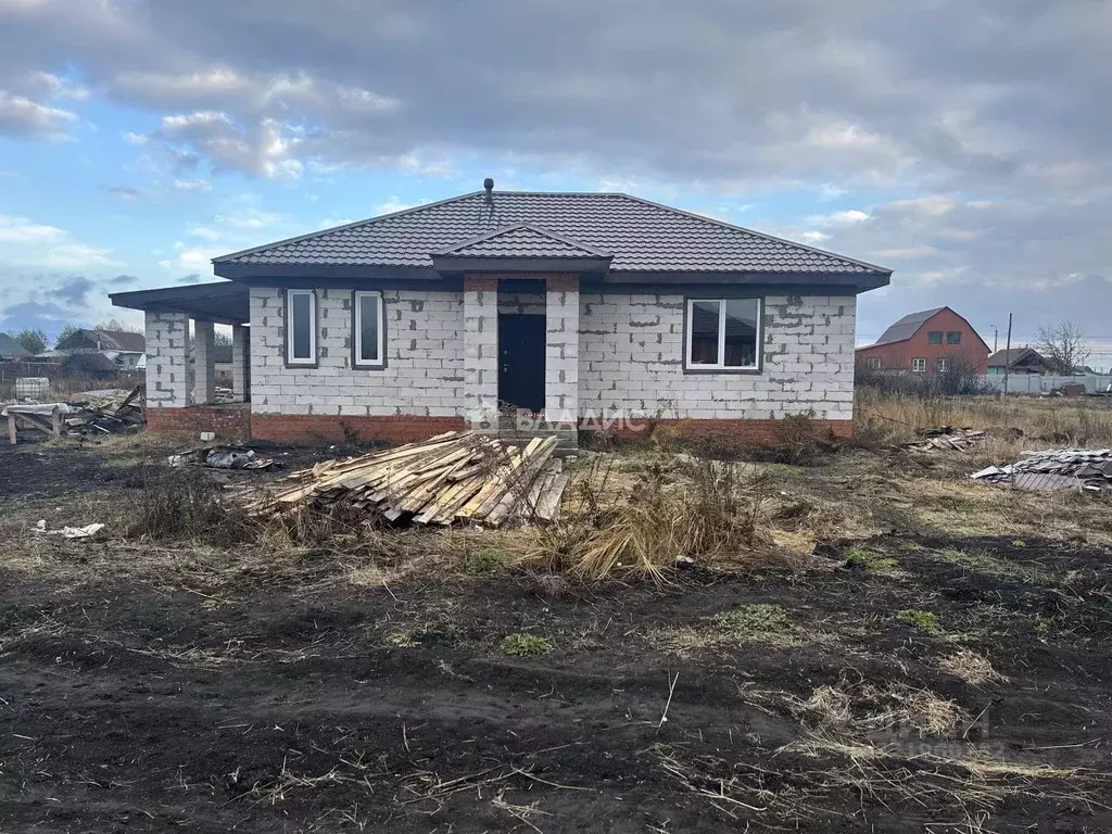 Дом в Пензенская область, с. Бессоновка ул. Центральная (115 м) - Фото 1