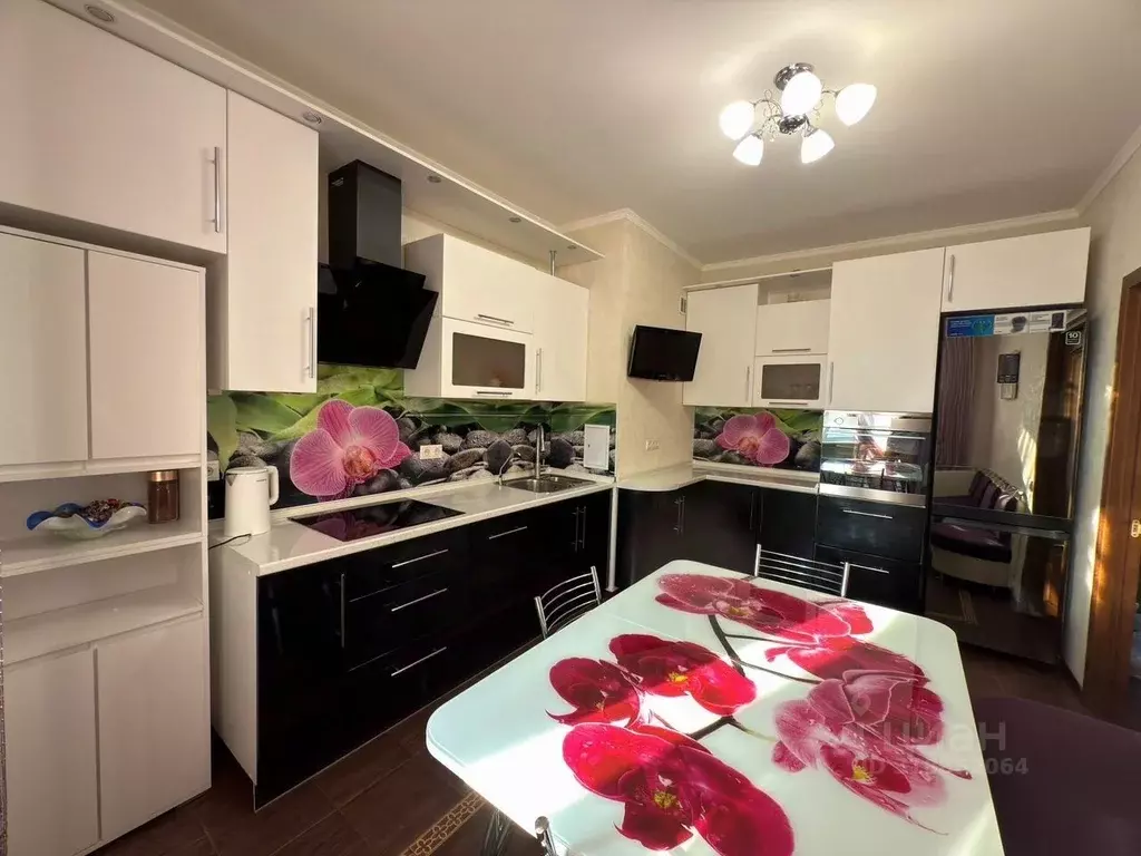 3-к кв. Москва Симферопольский бул., 30к3 (76.0 м) - Фото 1