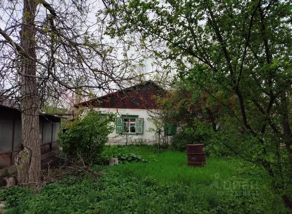 Дом в Ростовская область, Шахты Сквозной пер., 50 (75 м) - Фото 1