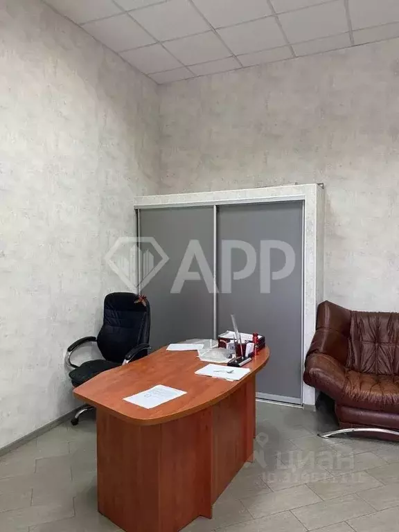 Офис в Татарстан, Казань ул. Владимира Кулагина, 9с7 (50 м) - Фото 1
