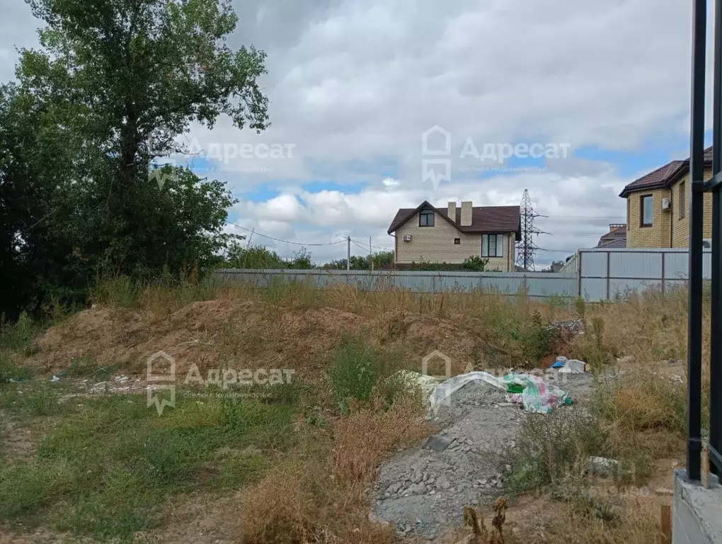 Участок в Волгоградская область, Волгоград пер. Академика Палладина ... - Фото 0
