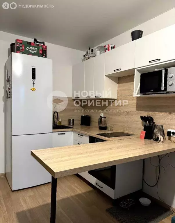 Квартира-студия: Екатеринбург, жилой район Уктус, микрорайон Светлый, ... - Фото 0