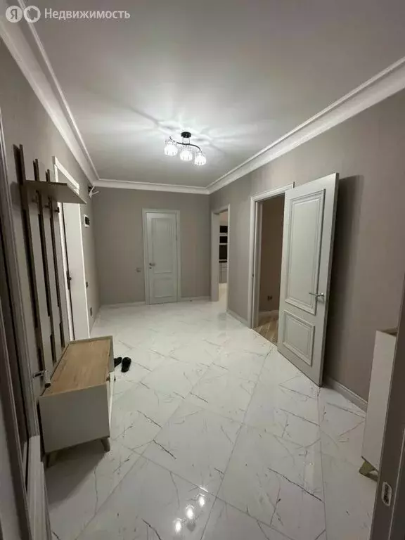 2-комнатная квартира: Махачкала, улица Даниялова, 101 (82 м) - Фото 2