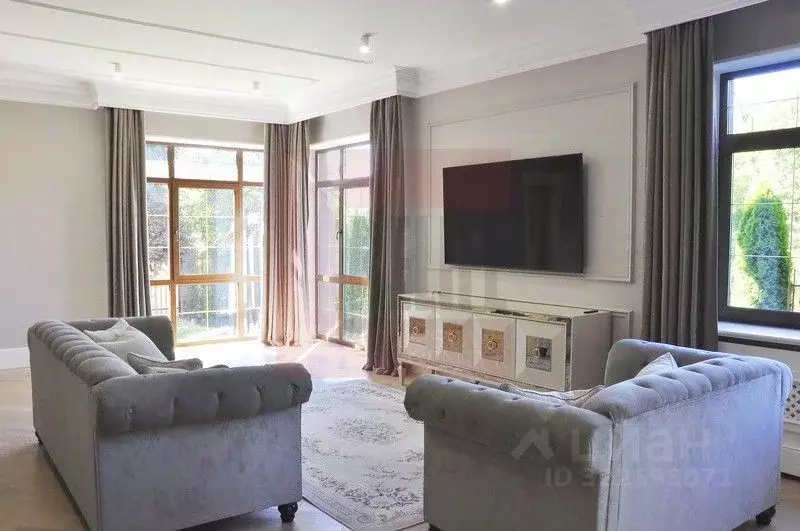 Таунхаус в Калининградская область, Калининград ул. Гоголя, 1А (397 м) - Фото 1