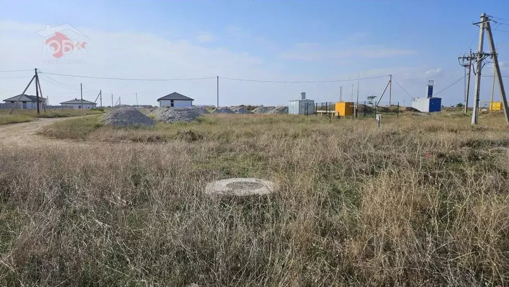 Участок в Крым, Сакский район, с. Уютное ул. Жасминовая (7.35 сот.) - Фото 0
