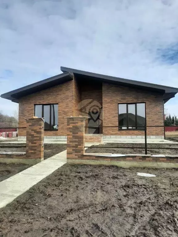 Коттедж в Белгородская область, Старооскольский городской округ, с. ... - Фото 0