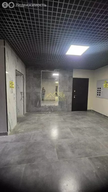 3-комнатная квартира: Владикавказ, улица Курсантов-Кировцев, 4А (128 ... - Фото 2