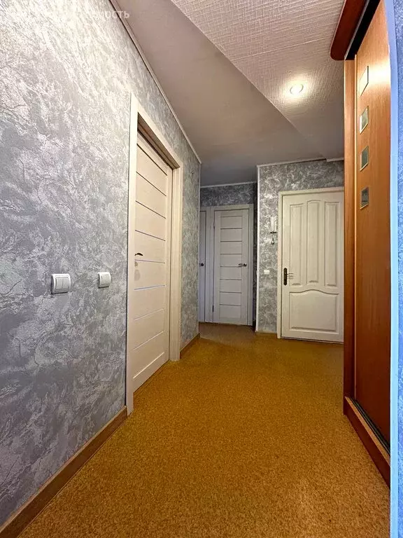 4-комнатная квартира: Архангельск, улица Тимме, 16 (61 м) - Фото 0