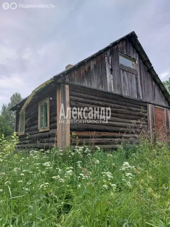 Дом в Киришский район, Пчевское сельское поселение, деревня Чирково ... - Фото 0