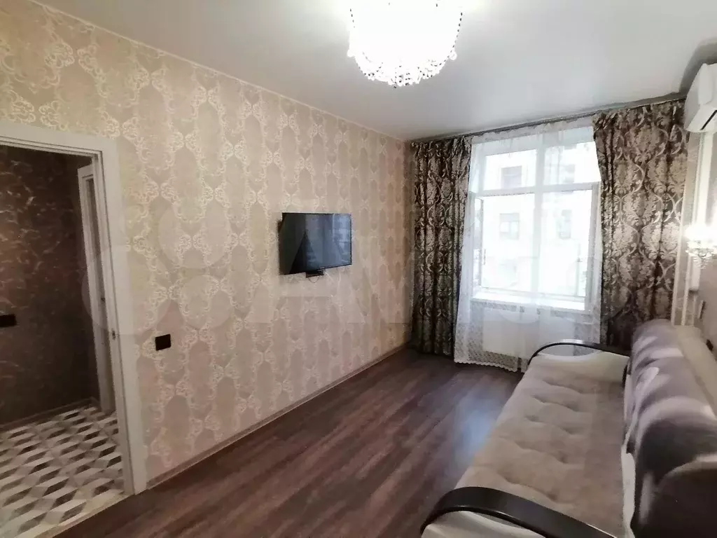 1-к. квартира, 40 м, 3/8 эт. - Фото 0