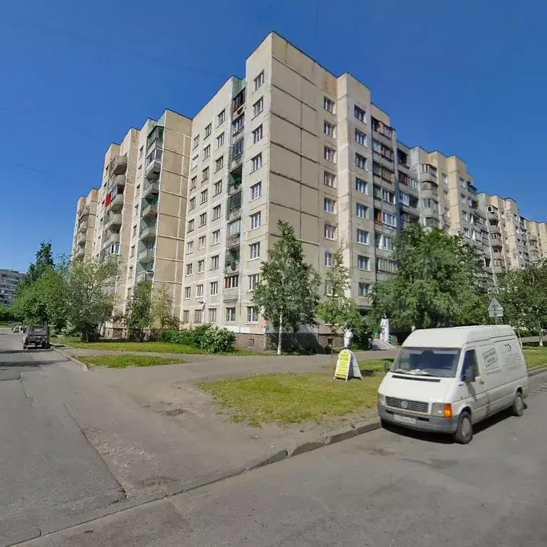 Комната 12 м в 3-к., 1/9 эт. - Фото 0
