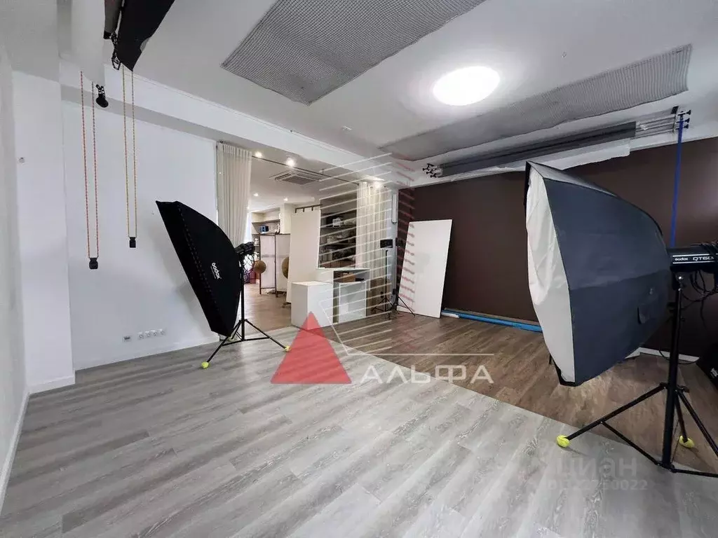 Офис в Крым, Евпатория просп. Ленина, 68к20 (70 м) - Фото 2