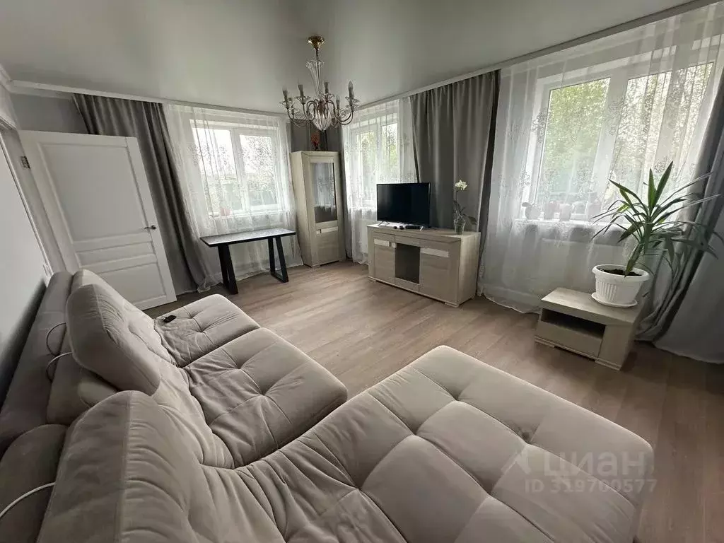 Дом в Калининградская область, Пионерский ул. Летчика-космонавта ... - Фото 1