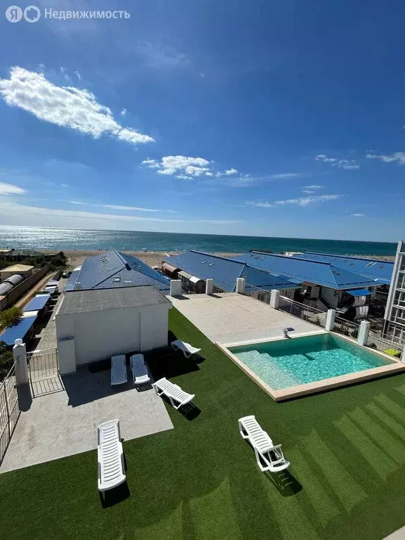 Квартира-студия: Прибрежное, Каламитская улица, 14 (59 м) - Фото 1