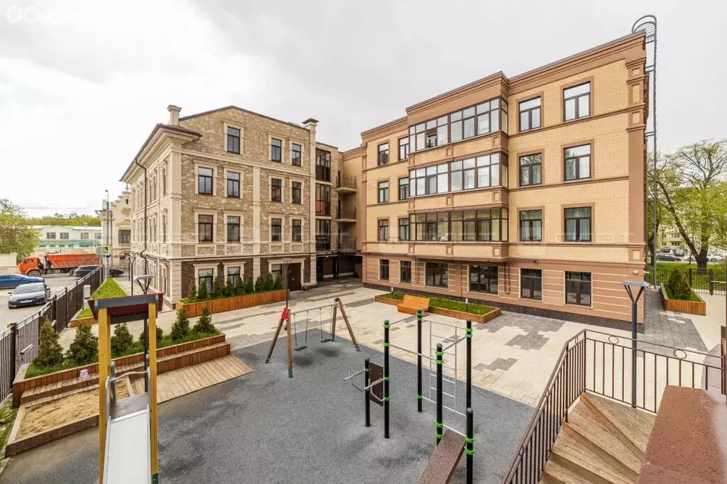 3-комнатная квартира: Казань, улица Габдуллы Тукая, 71 (81.5 м) - Фото 2