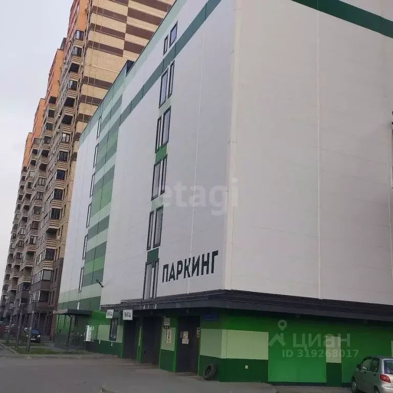 Гараж в Тюменская область, Тюмень ул. Тимофея Чаркова, 79с1 (14 м) - Фото 1